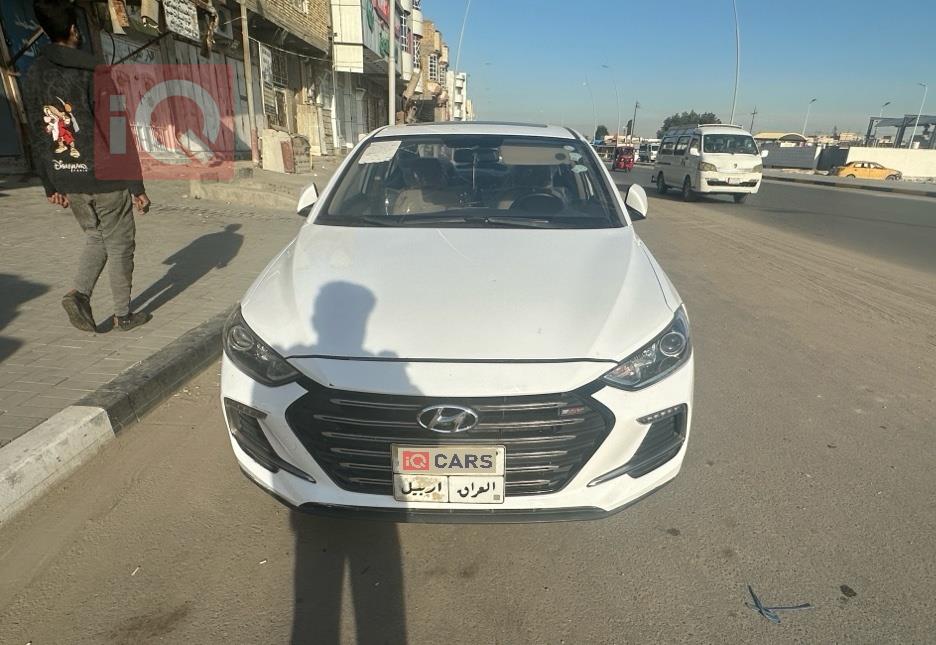 هيونداي النترا